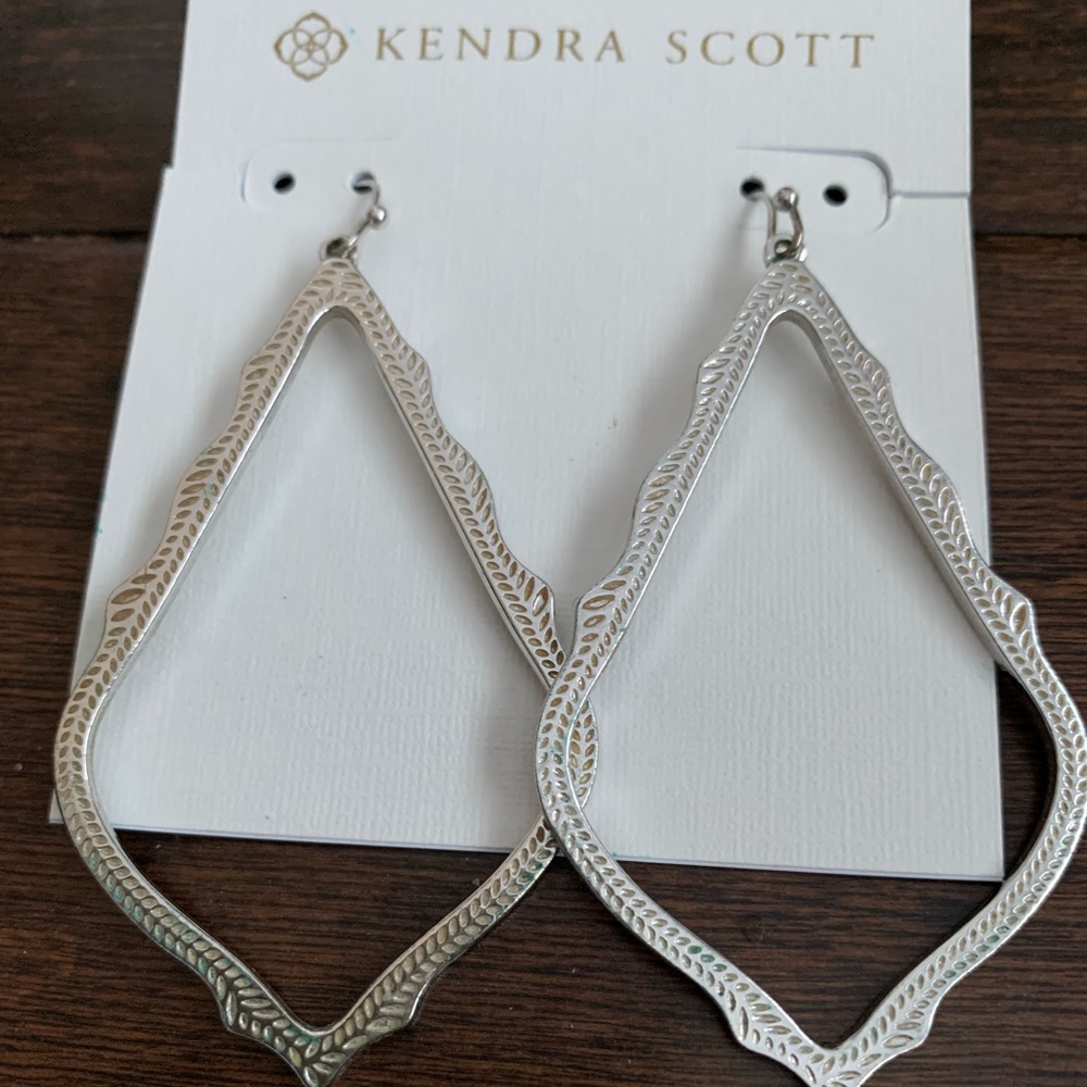 Kendra Scott Sophie Earrings (Silver)